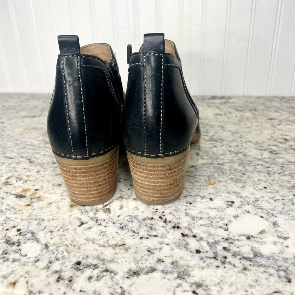 Dansko Black Leather Ankle Boots Size 37 - Picture 4 of 9